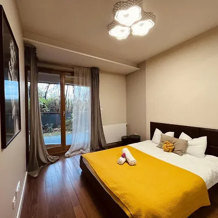 アパート Mecenasa *